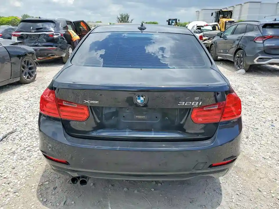 WBA3B5C59DJ599182 2013 BMW 3 SERIES-5
