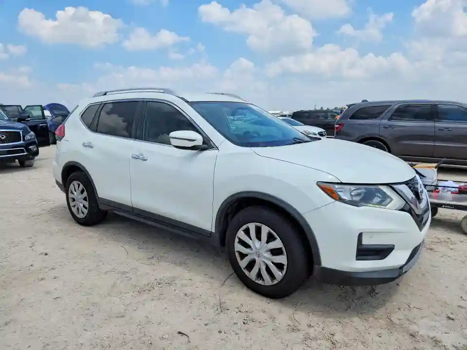 KNMAT2MT0HP513246 2017 NISSAN ROGUE-3
