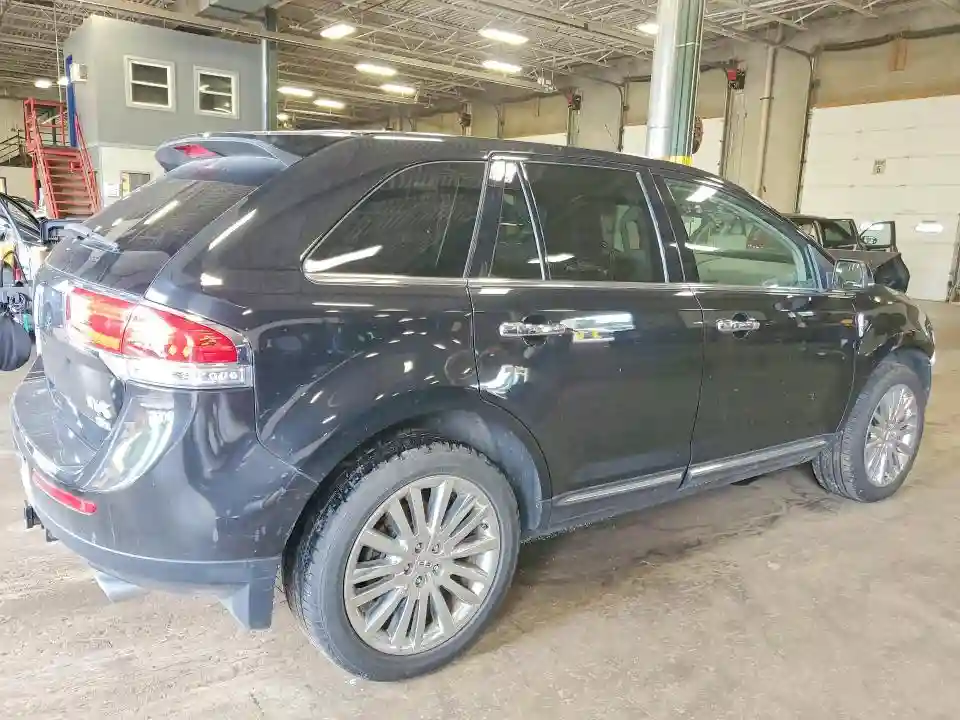 2LMDJ8JK4DBL00318 2013 LINCOLN MKX-2