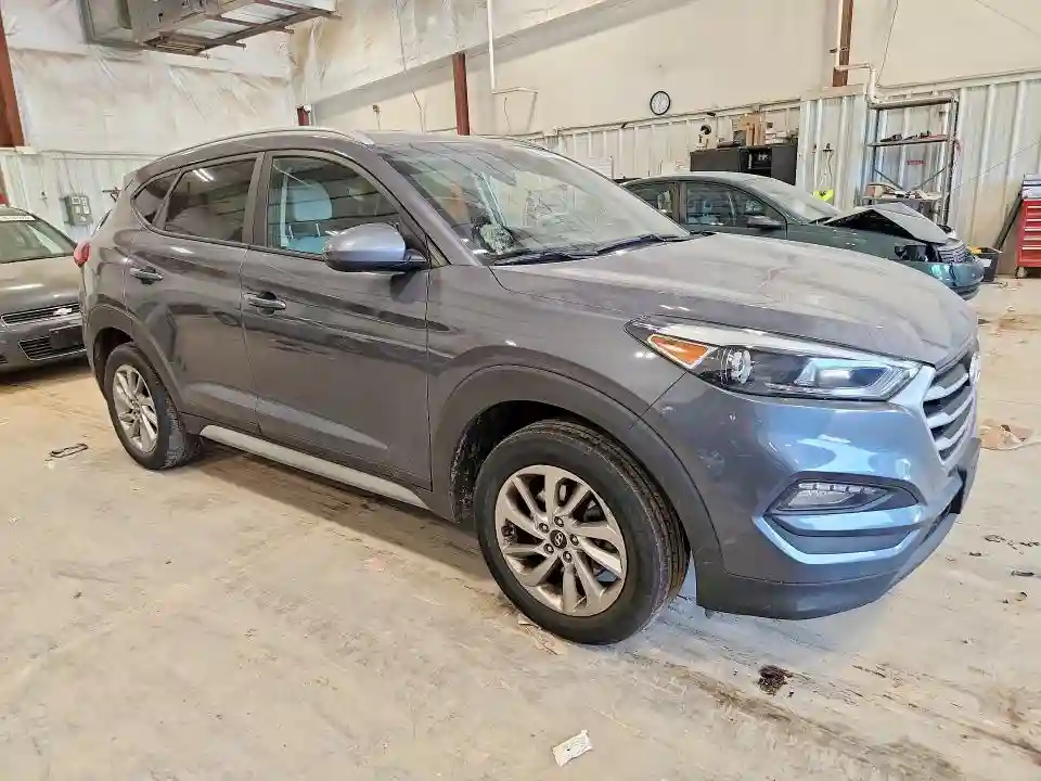 KM8J3CA49JU681828 2018 HYUNDAI TUCSON-3