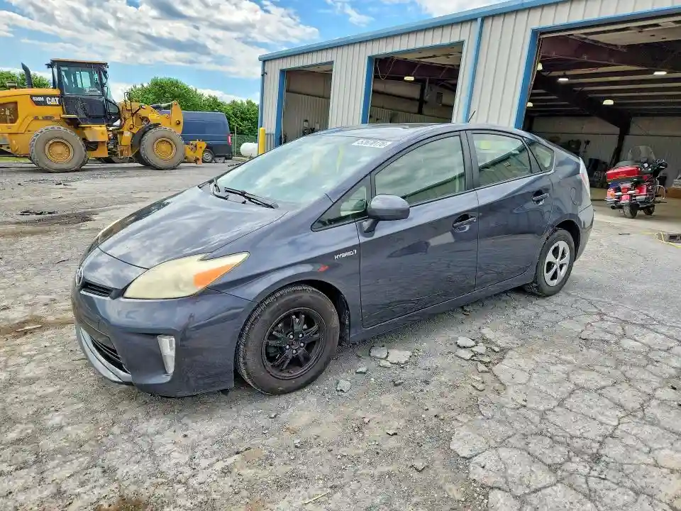 JTDKN3DU7D1694761 2013 TOYOTA PRIUS-0