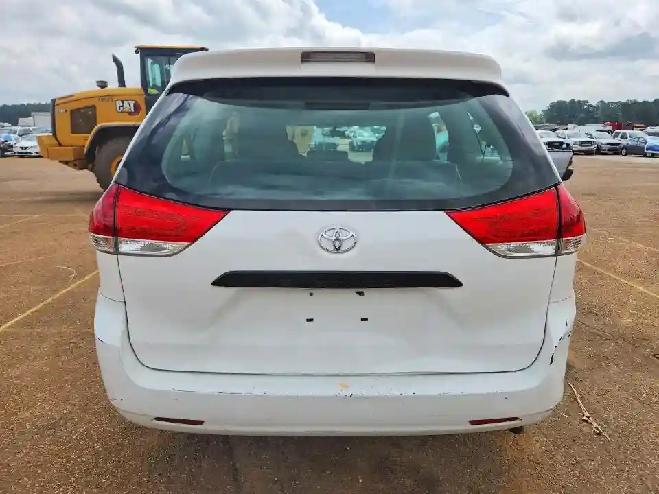 5TDZK3DC9ES514182 2014 TOYOTA SIENNA L 7-5