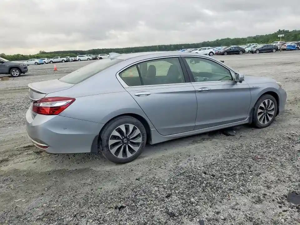 JHMCR6F75HC010686 2017 HONDA ACCORD-2