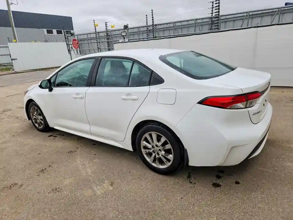 5YFBPMBEXNP355212 2022 TOYOTA COROLLA-1