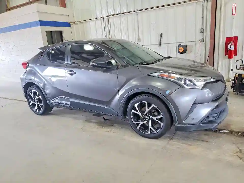 NMTKHMBX5KR068845 2019 TOYOTA C-HR-3