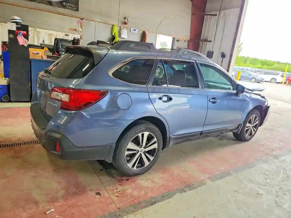 4S4BSAKCXJ3271174 2018 SUBARU OUTBACK-2