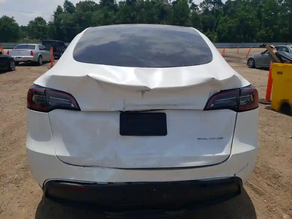 7SAYGDEE7PF876847 2023 TESLA MODEL Y-5