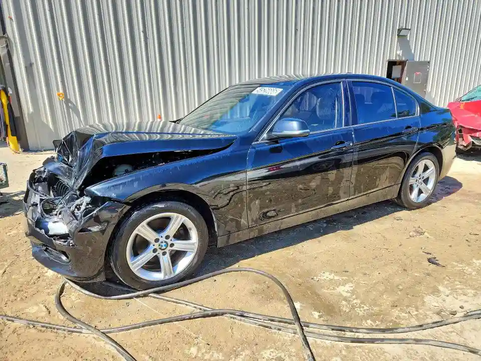 WBA3B5G59FNS15813 2015 BMW 3 SERIES-0
