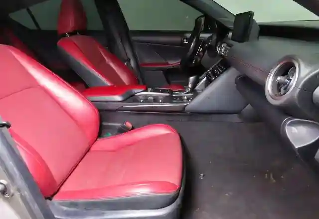 JTHAA1D20M5113277 2021 LEXUS IS-4