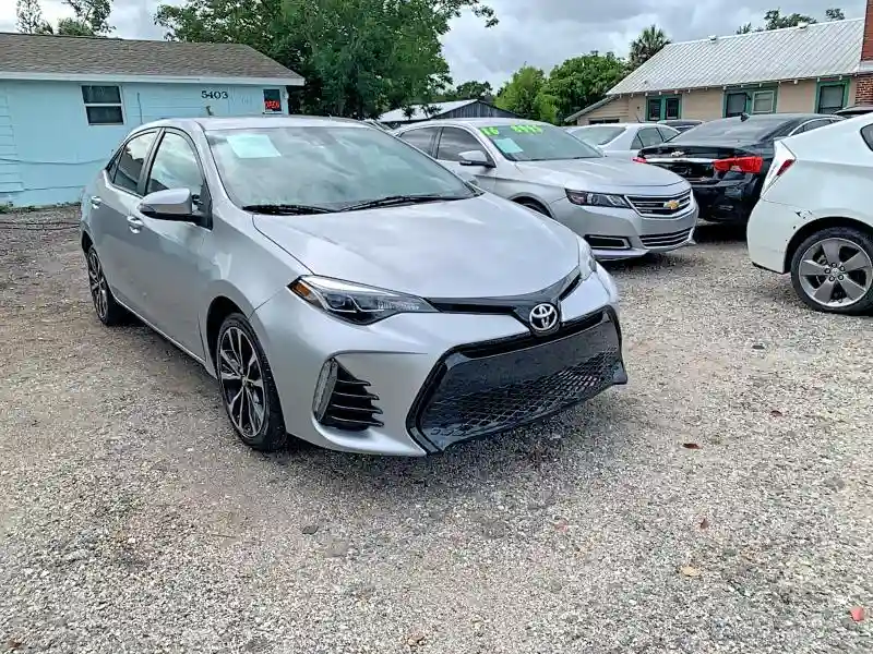 2T1BURHE3HC782152 2017 TOYOTA COROLLA-0