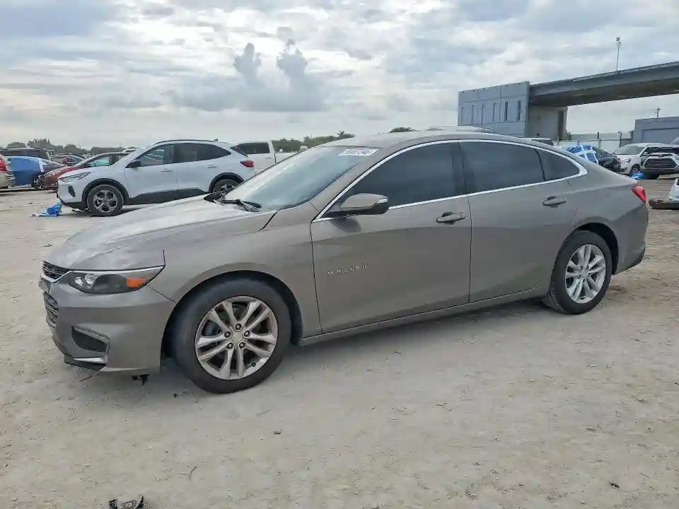 1G1ZD5ST1JF155812 2018 CHEVROLET MALIBU-0