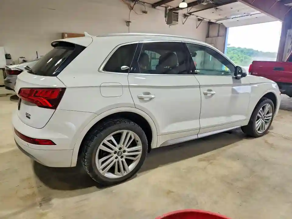 WA1BNAFY0J2010721 2018 AUDI Q5-2