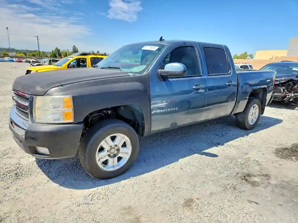 1GCPKTE30BF152079 2011 CHEVROLET SILVERADO-0