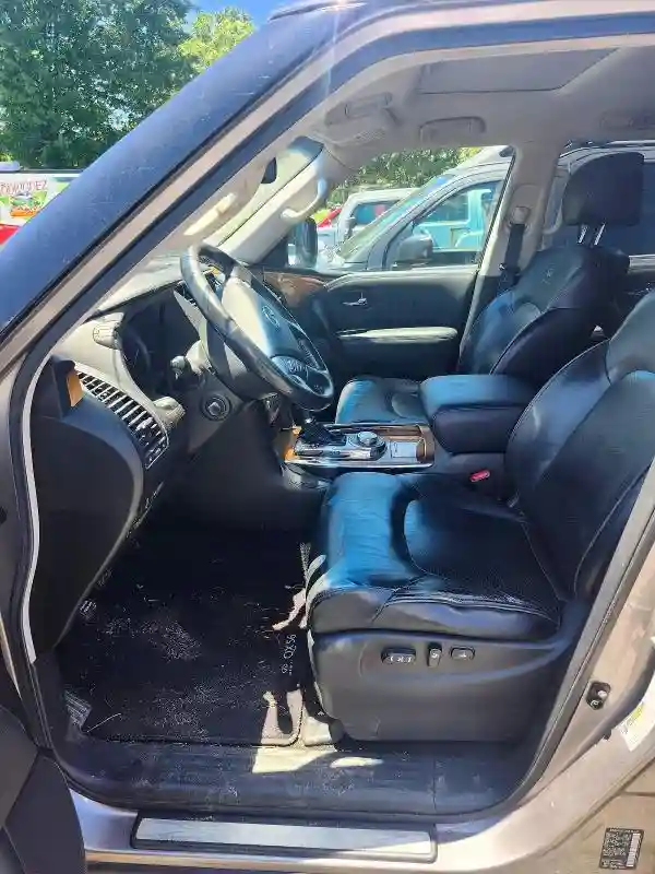 JN8AZ2NE7C9015769 2012 INFINITI QX56 BASE-4