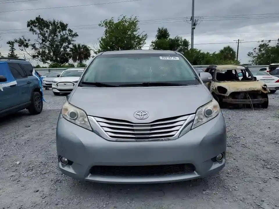 5TDYK3DC6DS327007 2013 TOYOTA SIENNA-4
