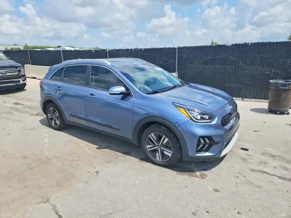 KNDCC3LD3L5387008 2020 KIA NIRO-3