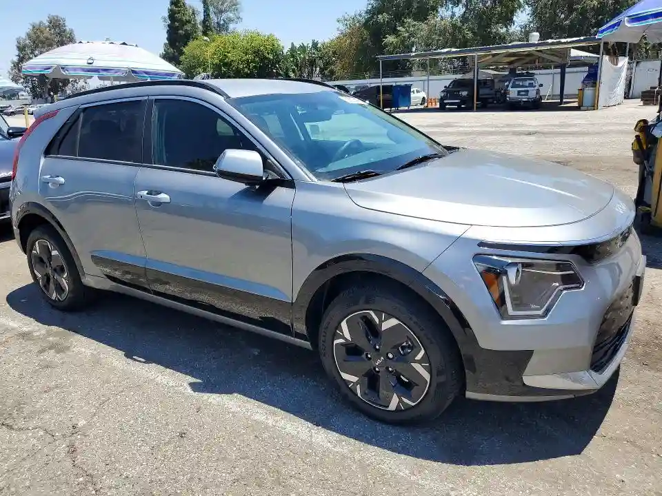 KNDCR3L18S5145429 2025 KIA NIRO EV WI-3