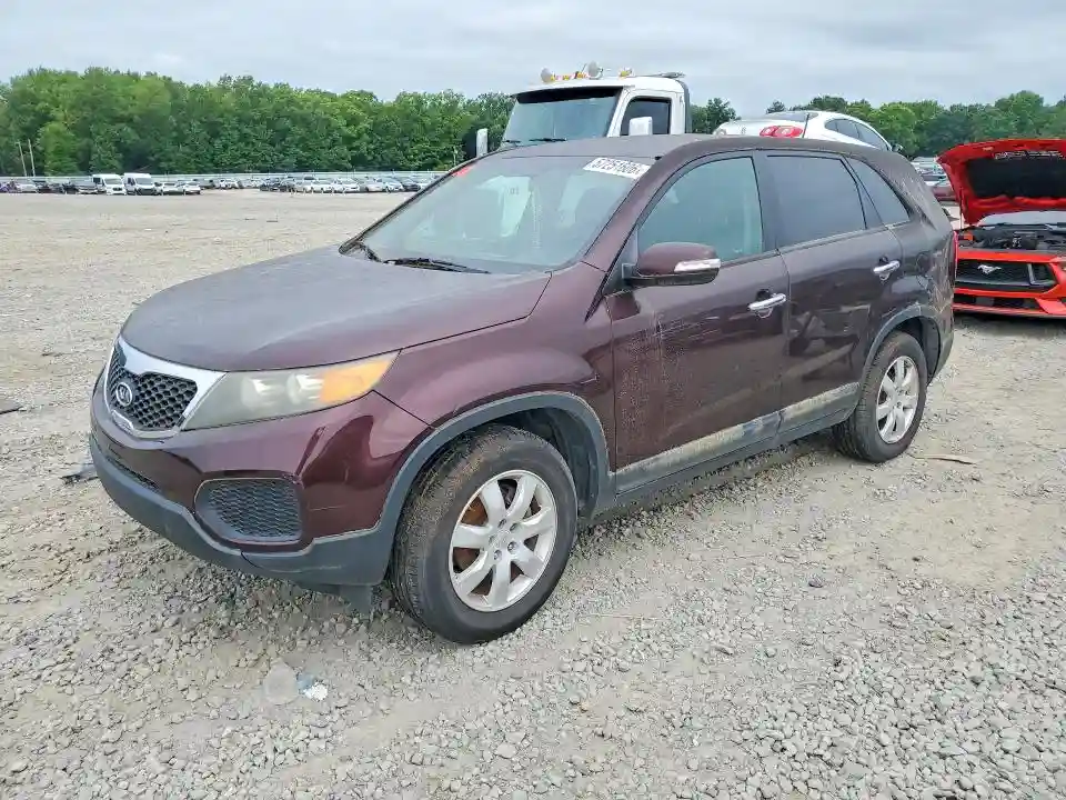 5XYKT3A17BG005461 2011 KIA SORENTO-0