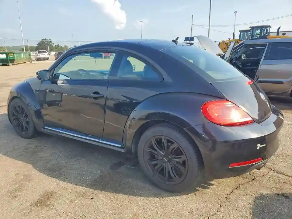 3VWHP7AT8CM659247 2012 VOLKSWAGEN BEETLE-1