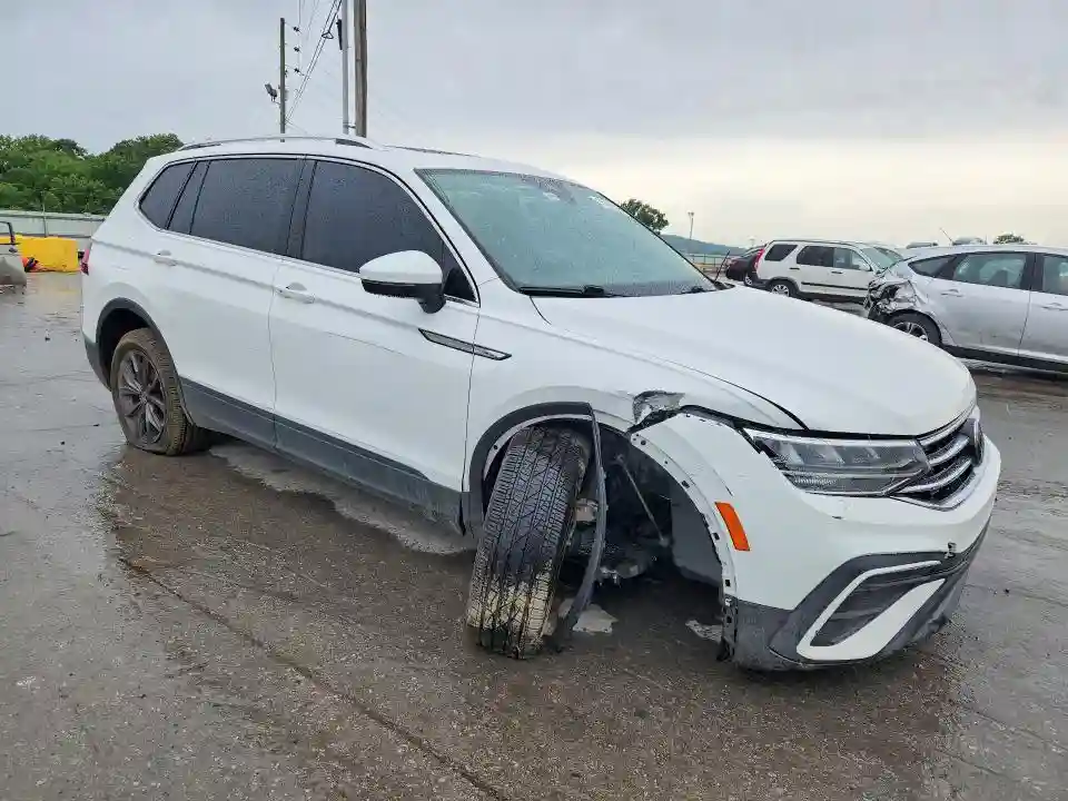 3VV3B7AX1NM045076 2022 VOLKSWAGEN TIGUAN-3