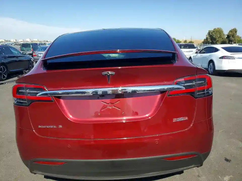 5YJXCBE46GFS00289 2016 TESLA MODEL X-5