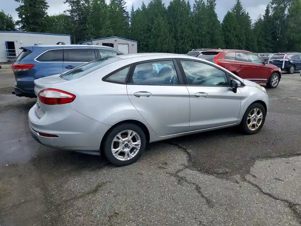 3FADP4BJ7FM196007 2015 FORD FIESTA-2