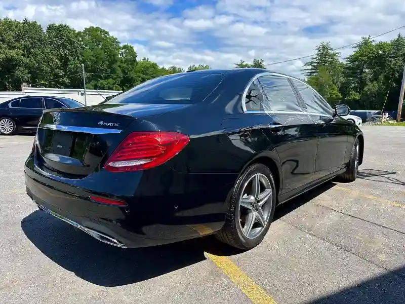 WDDZF4KB5KA511475 2019 MERCEDES-BENZ E-CLASS-2