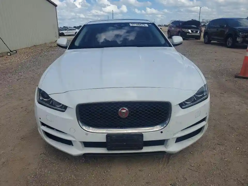 SAJAE4BG0HA960627 2017 JAGUAR XE-4