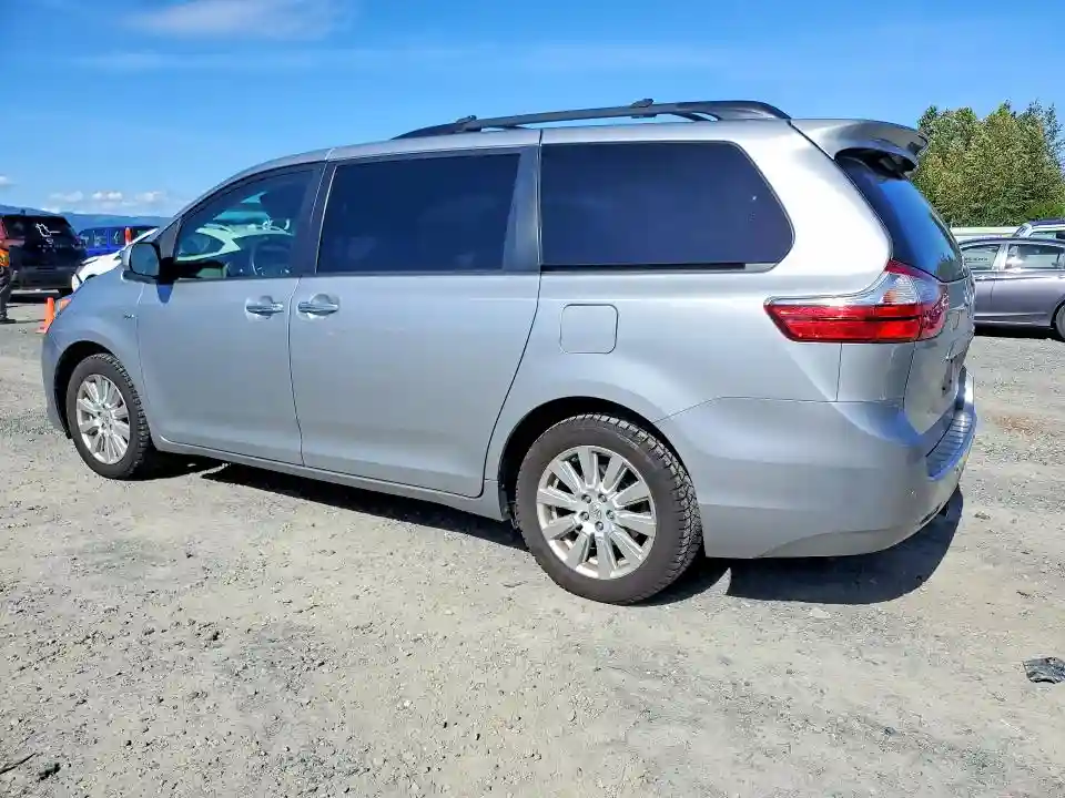 5TDDZ3DC5HS185216 2017 TOYOTA SIENNA-1