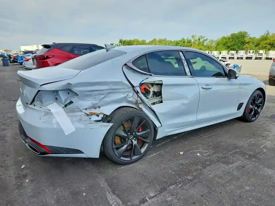 KMTG54TEXPU104935 2023 GENESIS G70-2