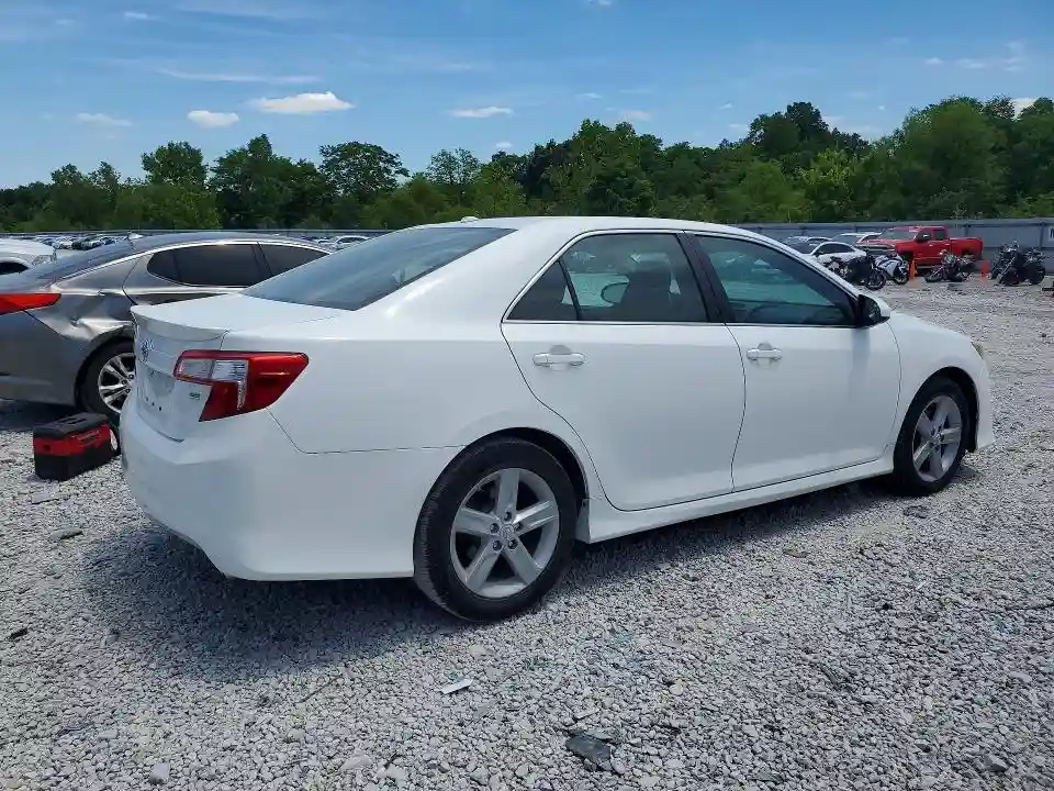 4T1BF1FK0CU113509 2012 TOYOTA CAMRY-2