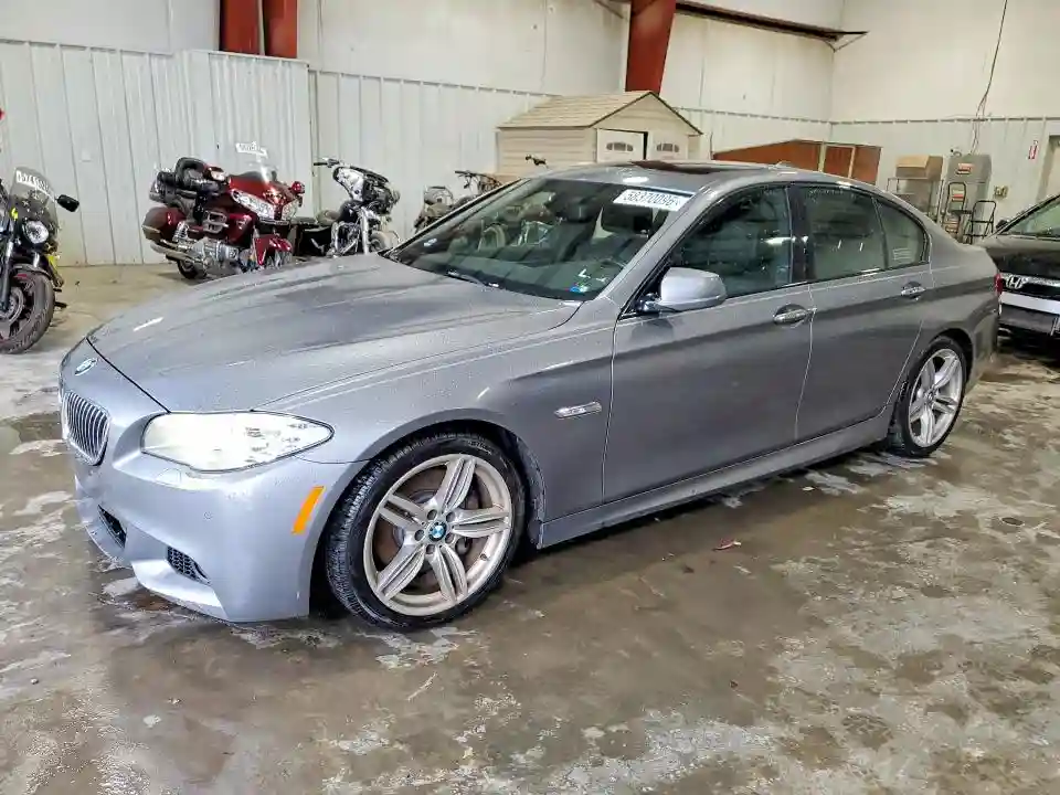 WBAFU7C5XDDU72670 2013 BMW 5 SERIES-0
