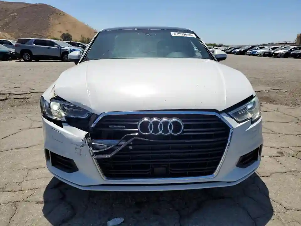 WAUB8GFF1J1035225 2018 AUDI A3-4