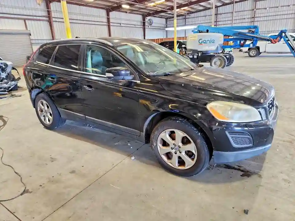 YV4952DLXD2407890 2013 VOLVO XC60-3