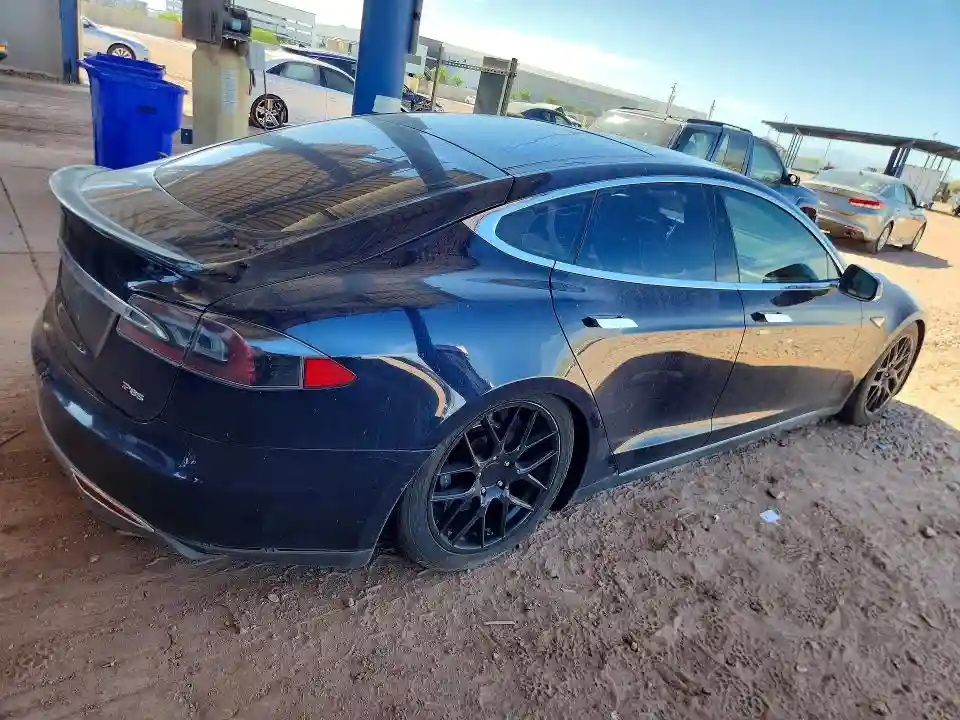 5YJSA1DP8DFP05834 2013 TESLA MODEL S-2