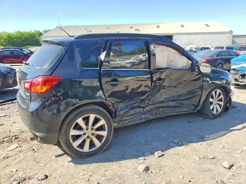 4A4AR4AUXFE023468 2015 MITSUBISHI OUTLANDER-2