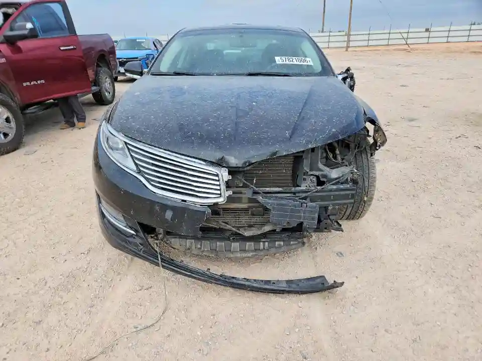 3LN6L2J94ER812205 2014 LINCOLN MKZ-4