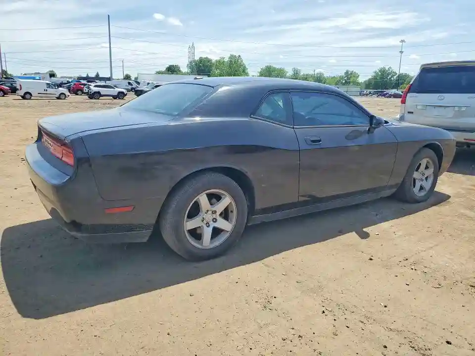2B3CJ4DV4AH205777 2010 DODGE CHALLENGER-2