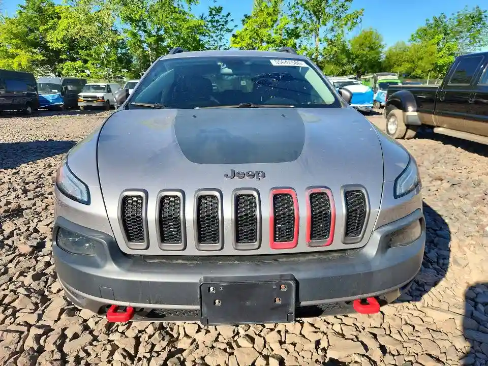 1C4PJMBX9JD570974 2018 JEEP CHEROKEE-4