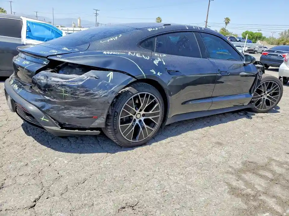 WP0AA2Y12NSA11980 2022 PORSCHE TAYCAN-2