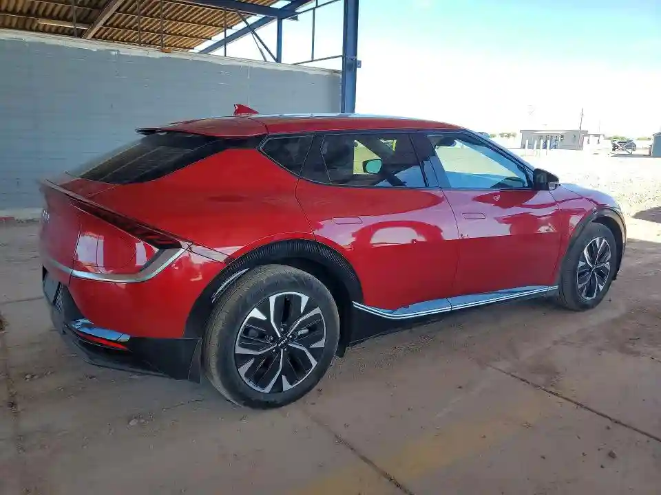 KNDC34LA2R5205108 2024 KIA ALL OTHER-2
