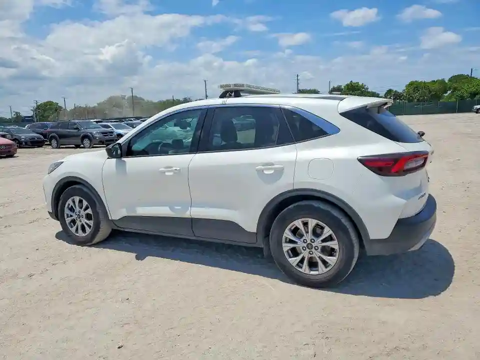 1FMCU0GNXPUA23948 2023 FORD ESCAPE ACT-1