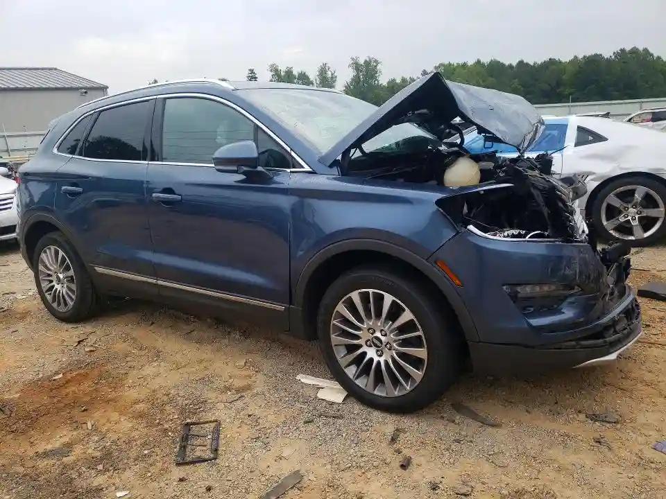 5LMCJ3D95JUL18588 2018 LINCOLN MKC-3