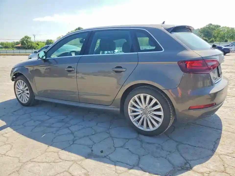 WAUTPBFF5GA092451 2016 AUDI A3-1