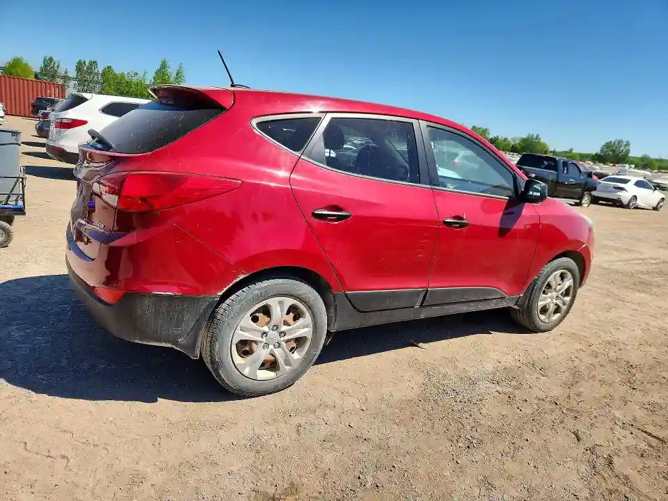 KM8JTCAF2FU026600 2015 HYUNDAI TUCSON-2