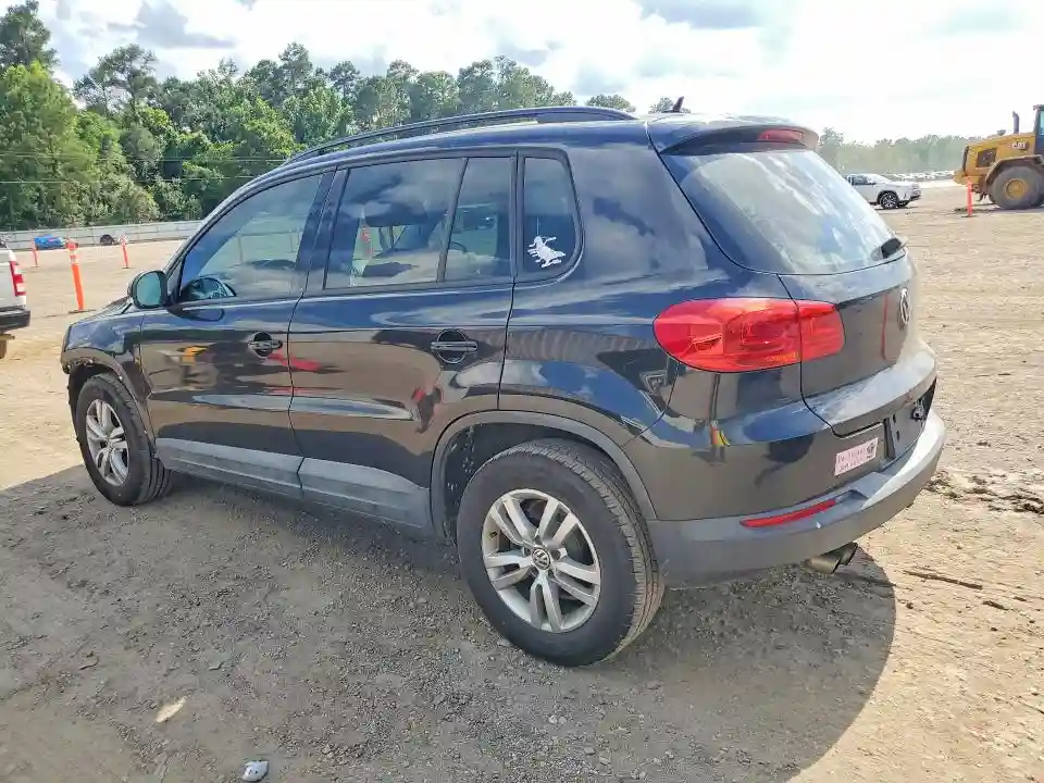 WVGAV7AX4GW517525 2016 VOLKSWAGEN TIGUAN-1