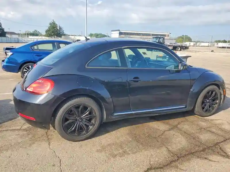 3VWHP7AT8CM659247 2012 VOLKSWAGEN BEETLE-2