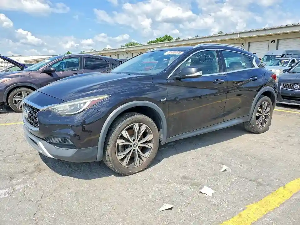 SJKCH5CR9JA052426 2018 INFINITI QX30-0