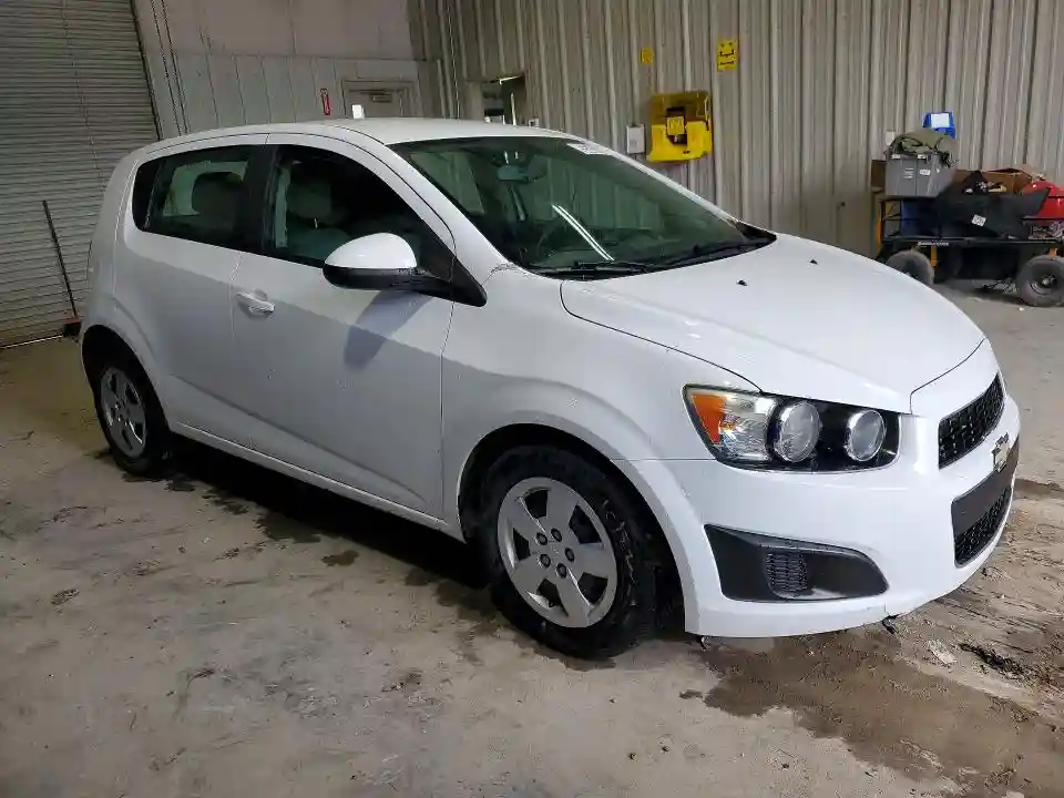 1G1JA6SG3F4185136 2015 CHEVROLET SONIC-3
