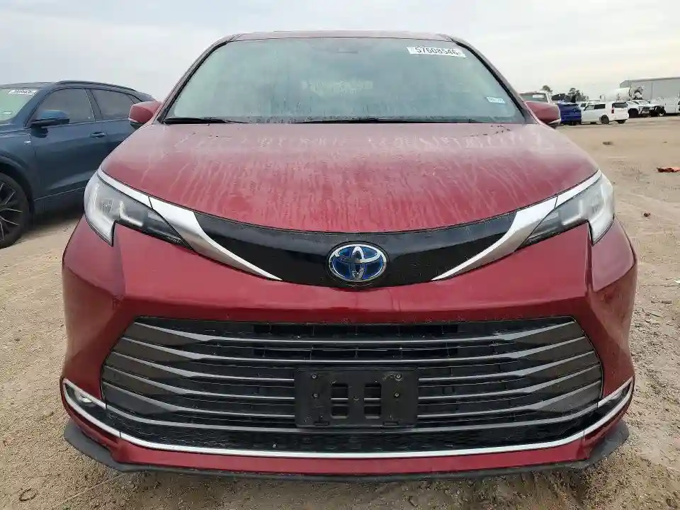 5TDZSKFC5NS052596 2022 TOYOTA SIENNA-4